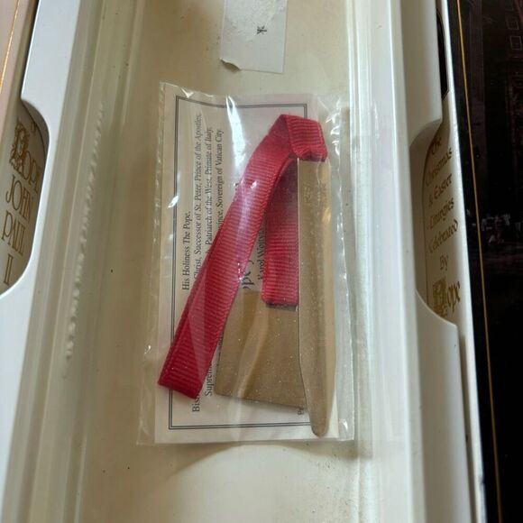 Pope John Paul II VHS Tape Set - Picture 10 of 10